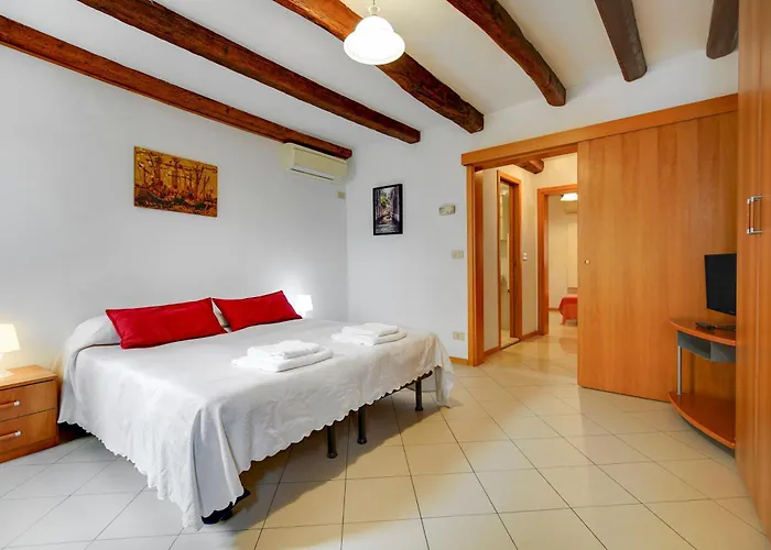 Bed & Breakfast Giardini 3*