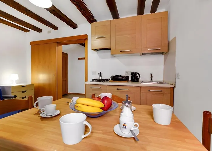 Giardini Bed & Breakfast 3*